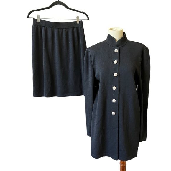 ST JOHN BASICS SKIRT JACKET SET SANTANA KNIT CRYSTAL BUTTONS CORPCORE LUXURY M-8 - Picture 1 of 10